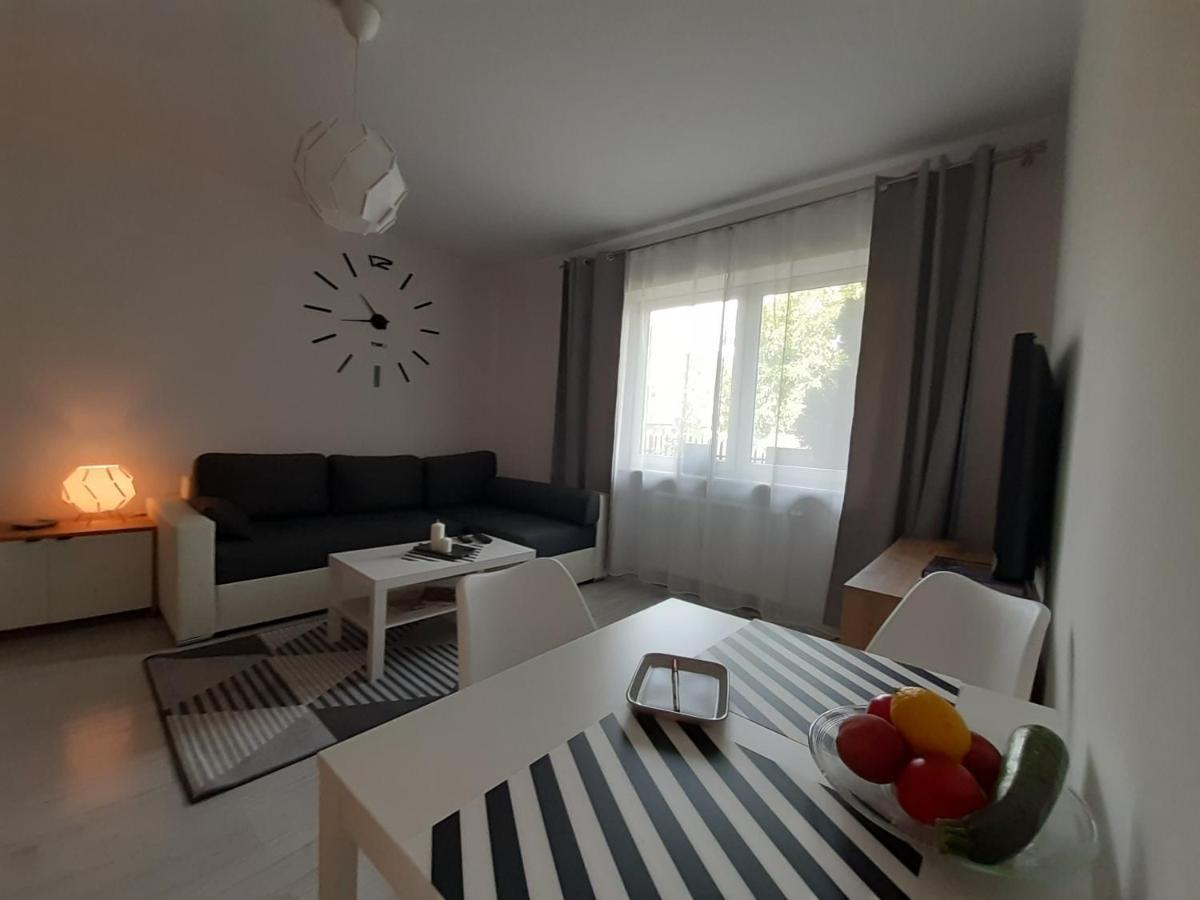 Apartamenty Lewa Łódź Esterno foto